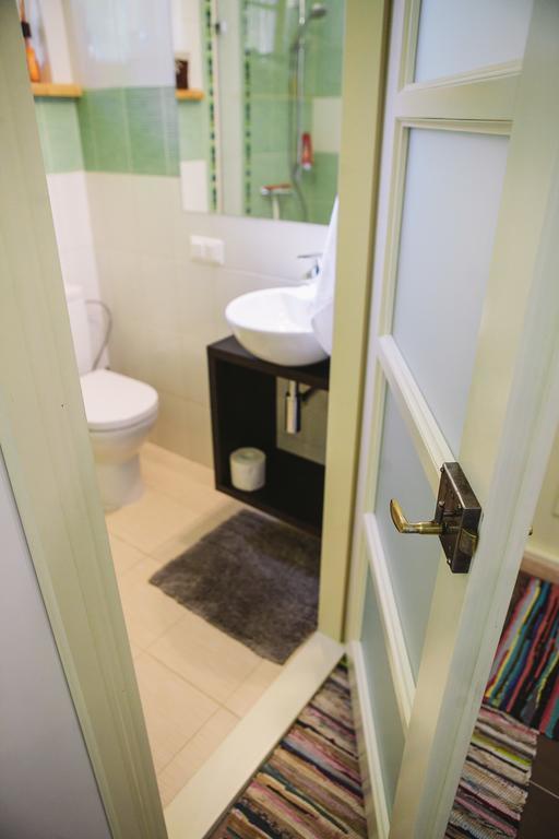 Studio Apartment In Private House Riga Oda fotoğraf